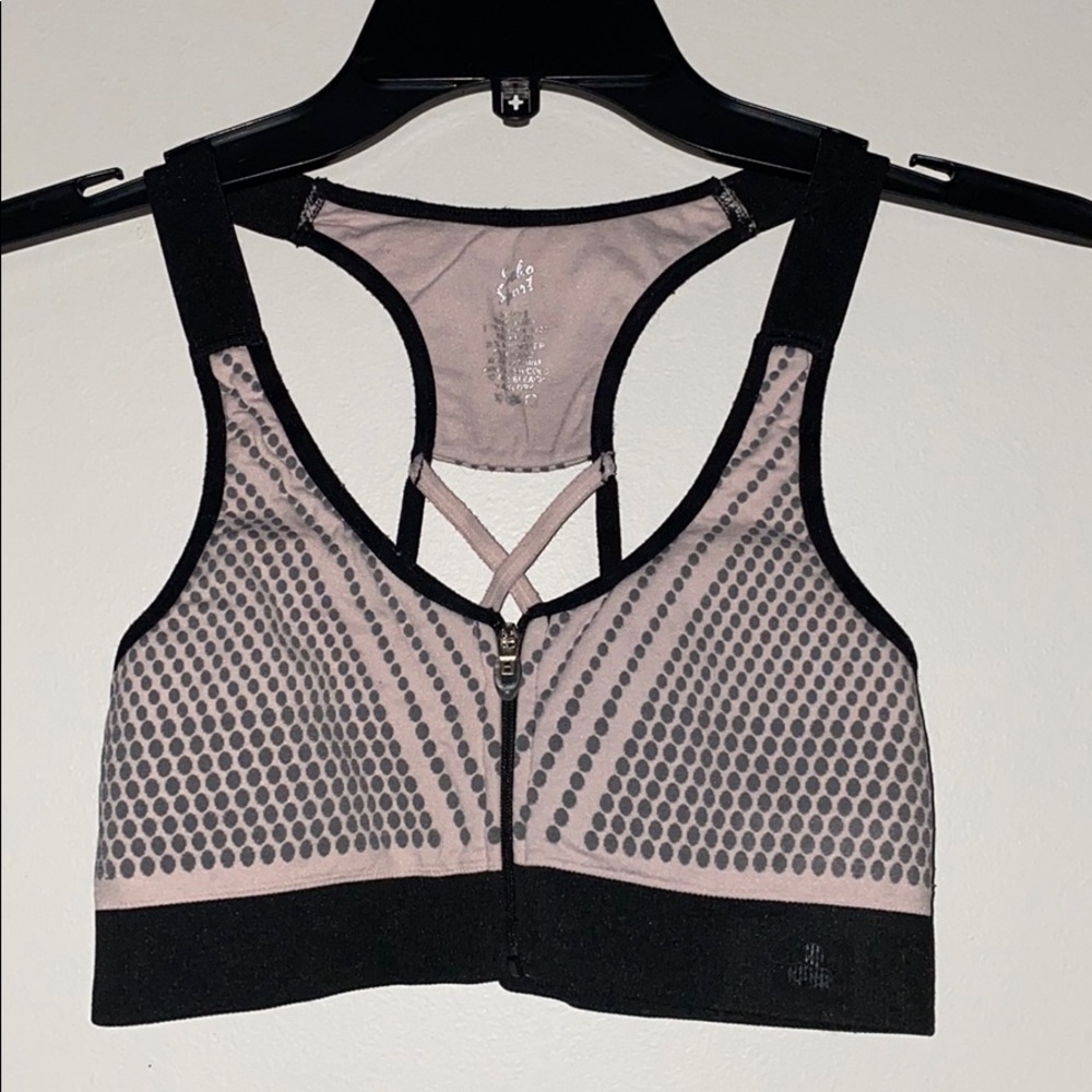 Sports bra